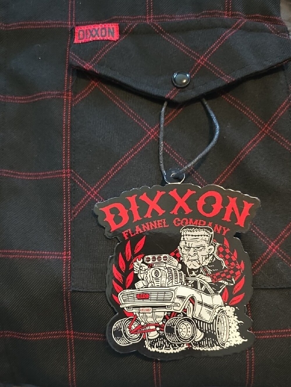 Long-sleeved DIXXON The Redline Flannel Blk & Red Snap Closure-Excellent Con - Picture 2 of 6